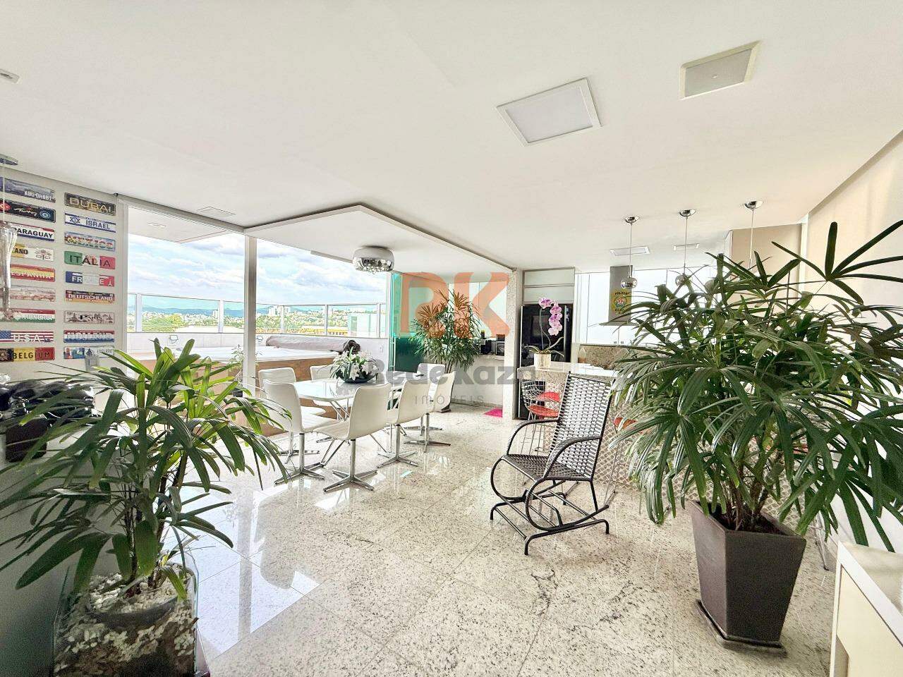 Cobertura à venda no Dona Clara: 