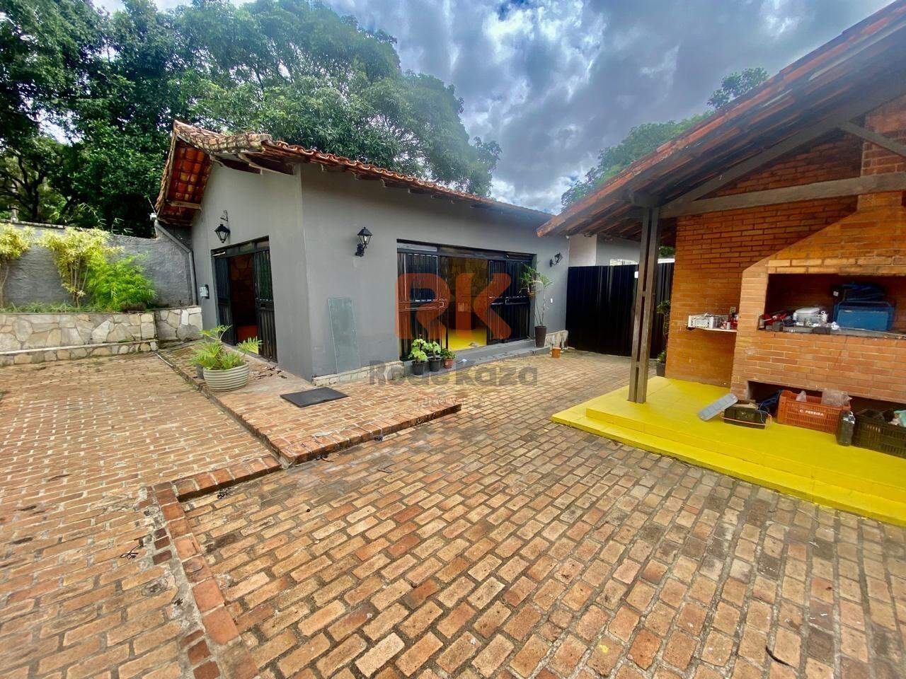 Casa à venda no Braúnas: 