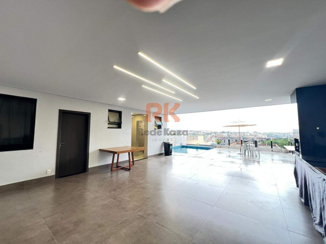 Casa à venda no Arvoredo 2ª Seção: 