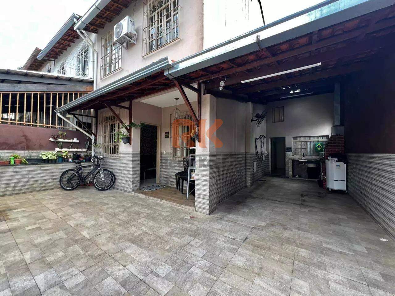 Casa à venda no Santa Amélia: 