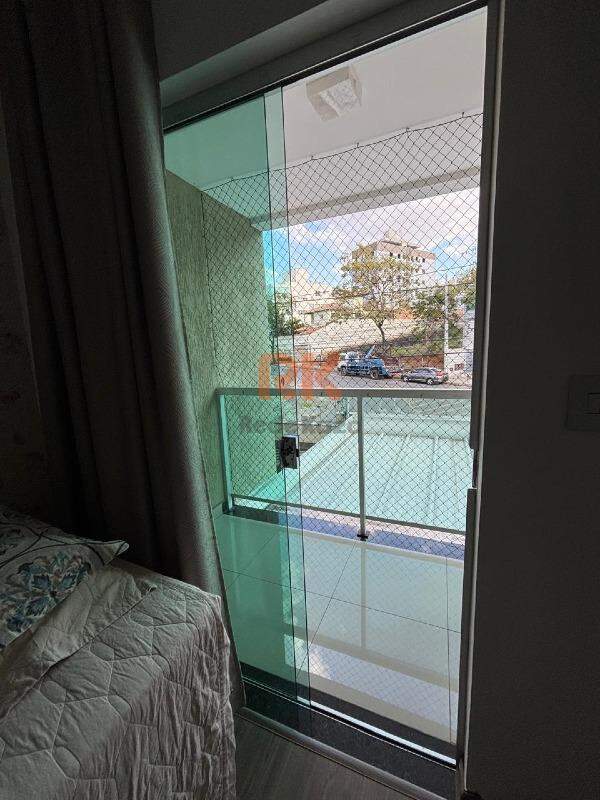 Casa geminada à venda no Cabral: 