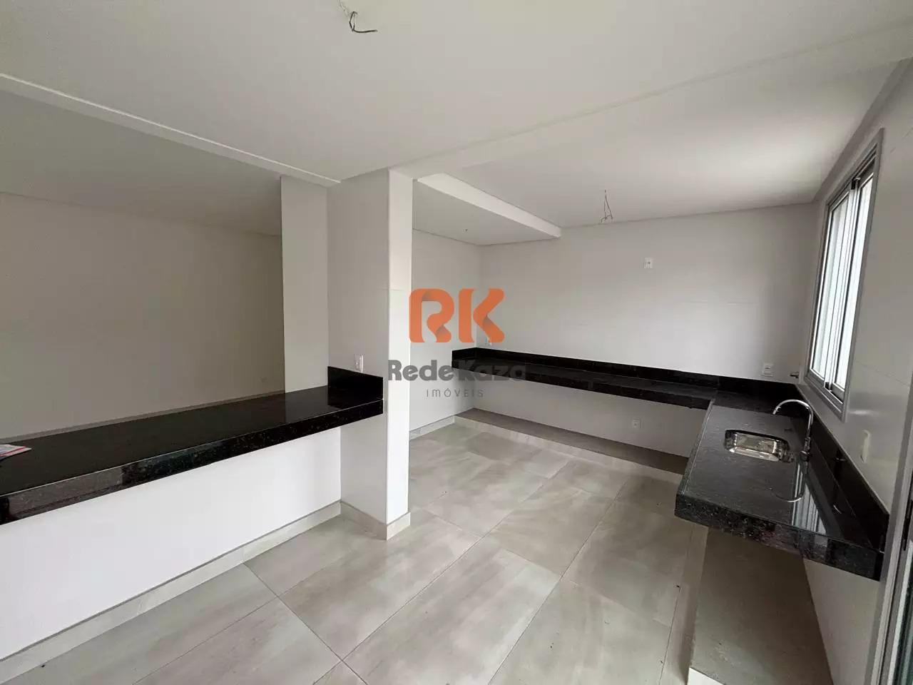 Casa à venda no Centro: 