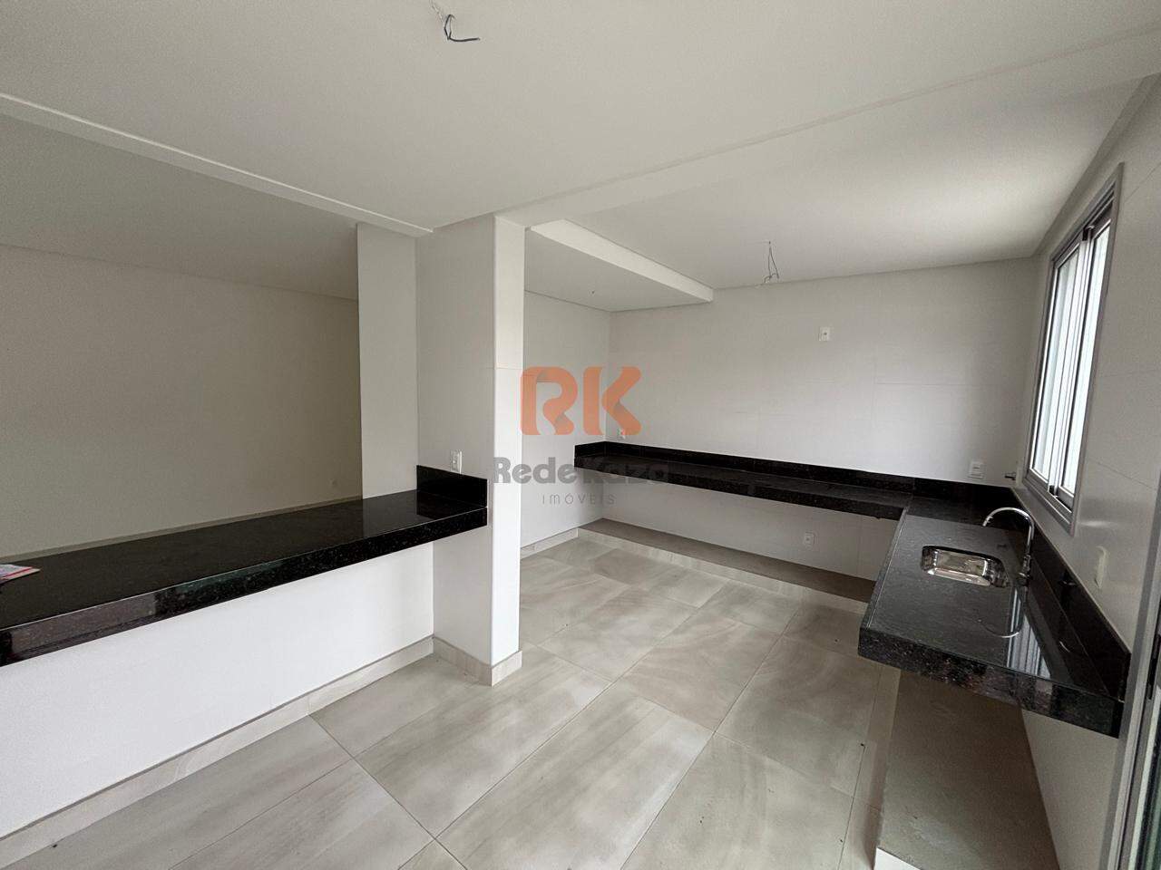 Casa à venda no Centro: 