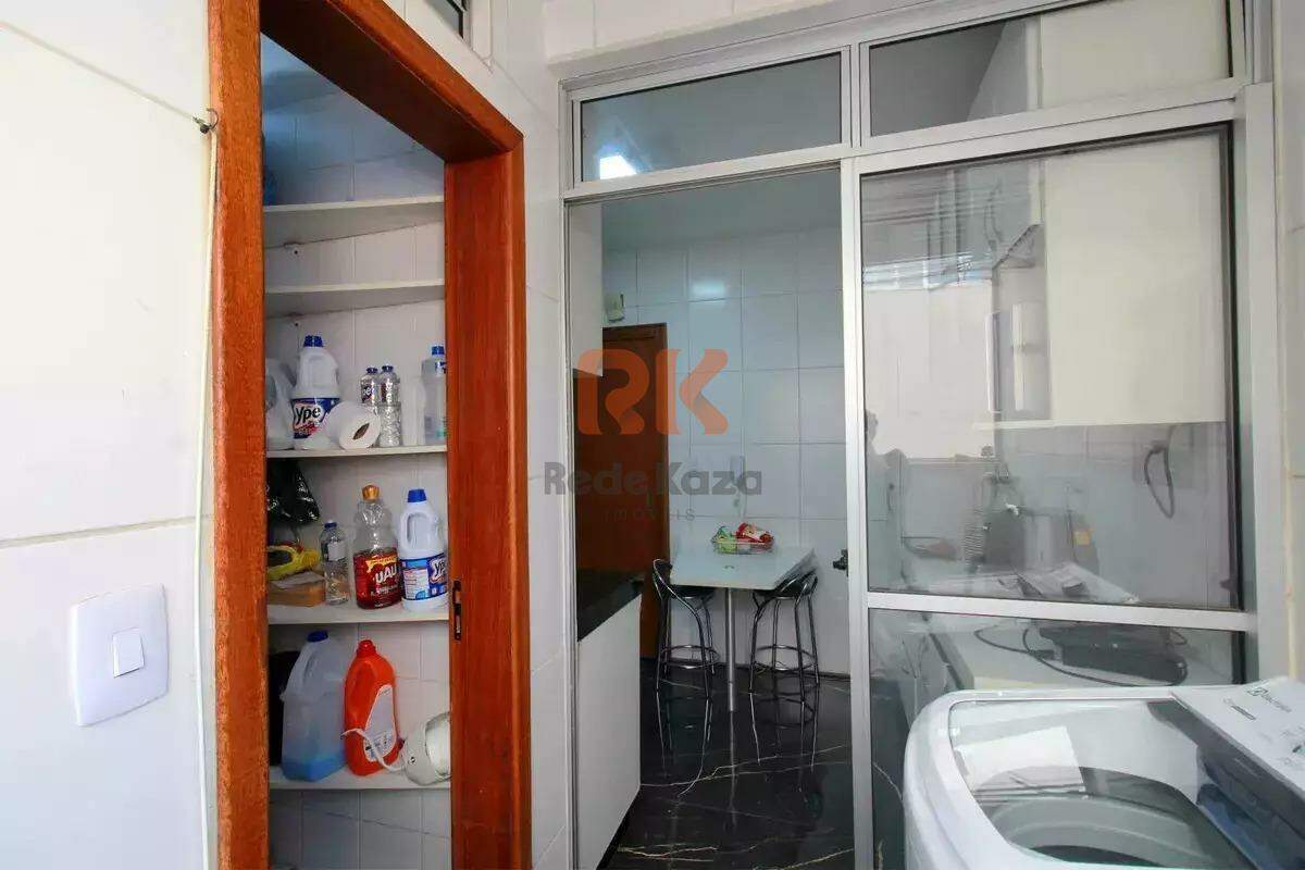 Apartamento à venda no Dona Clara: 