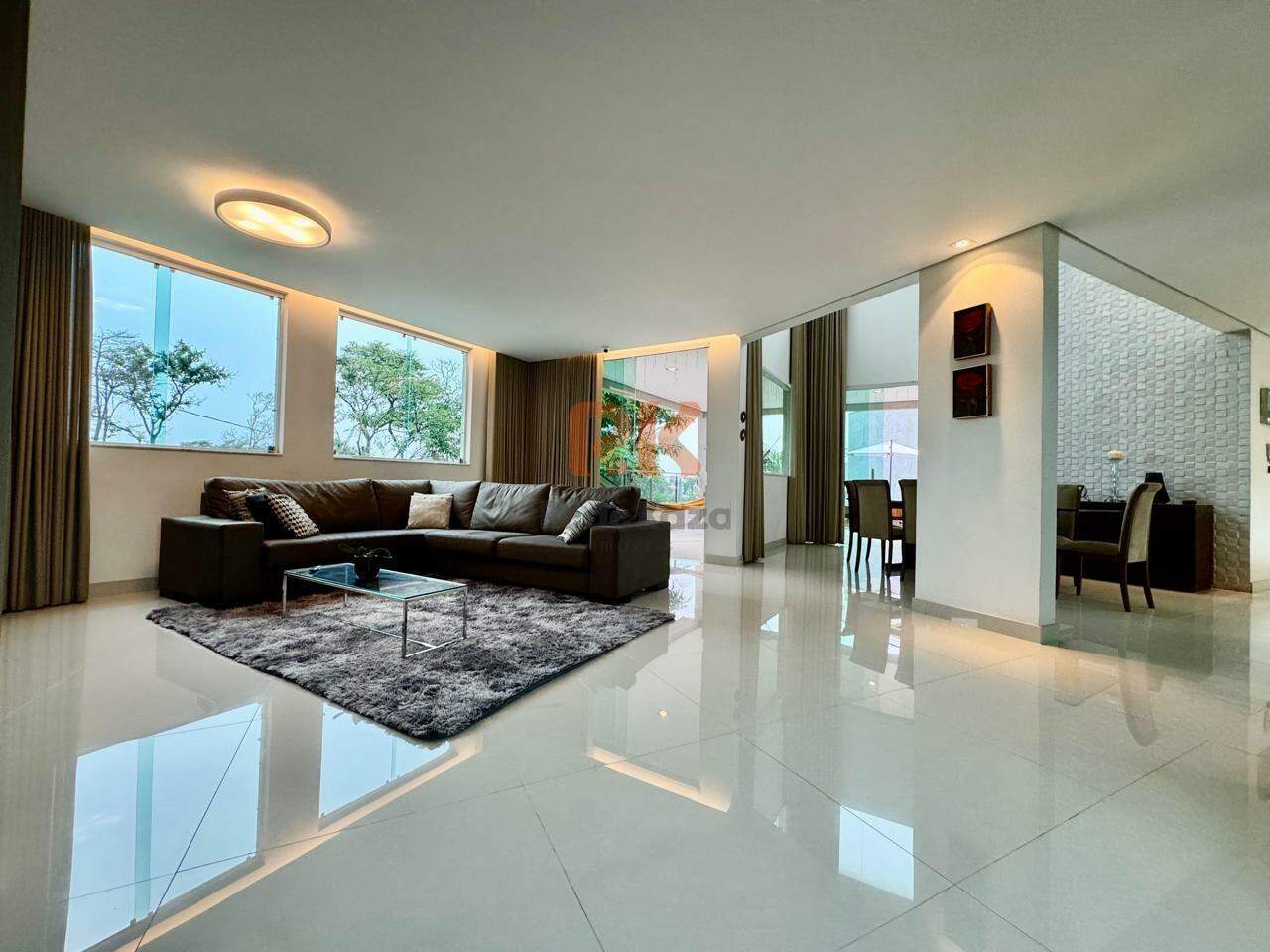 Casa em condomínio à venda no Portal Do Sol: 