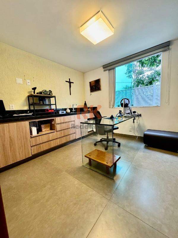 Casa em condomínio à venda no Portal Do Sol: 