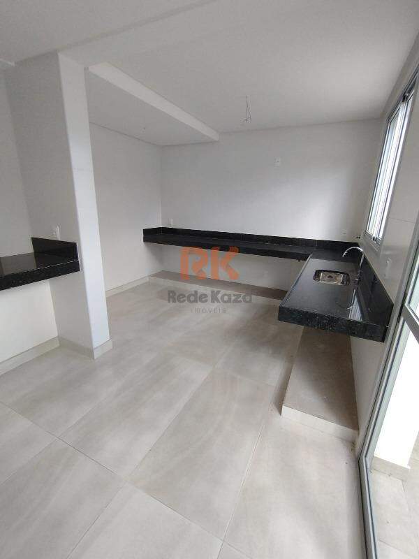 Casa em condomínio à venda no Bernardo Monteiro: 