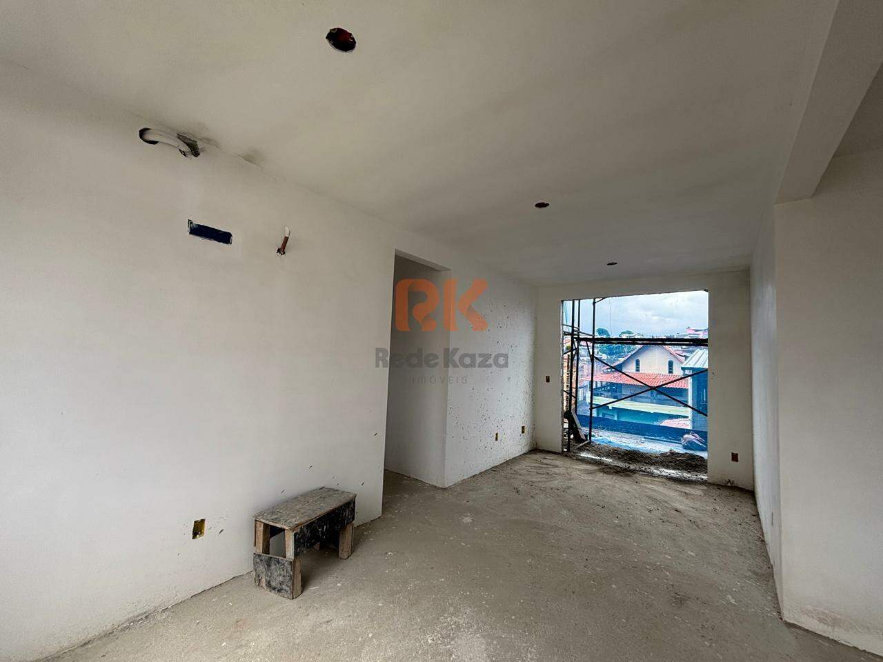Apartamento à venda no Coqueiros: 