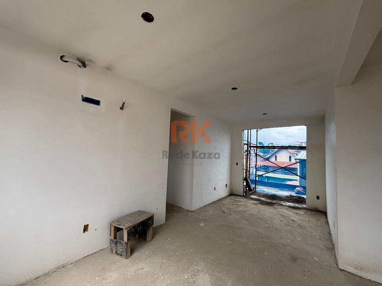 Apartamento à venda no Coqueiros: 