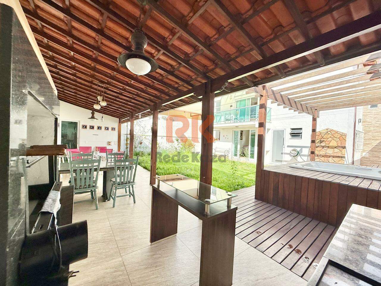 Casa à venda no Planalto: 