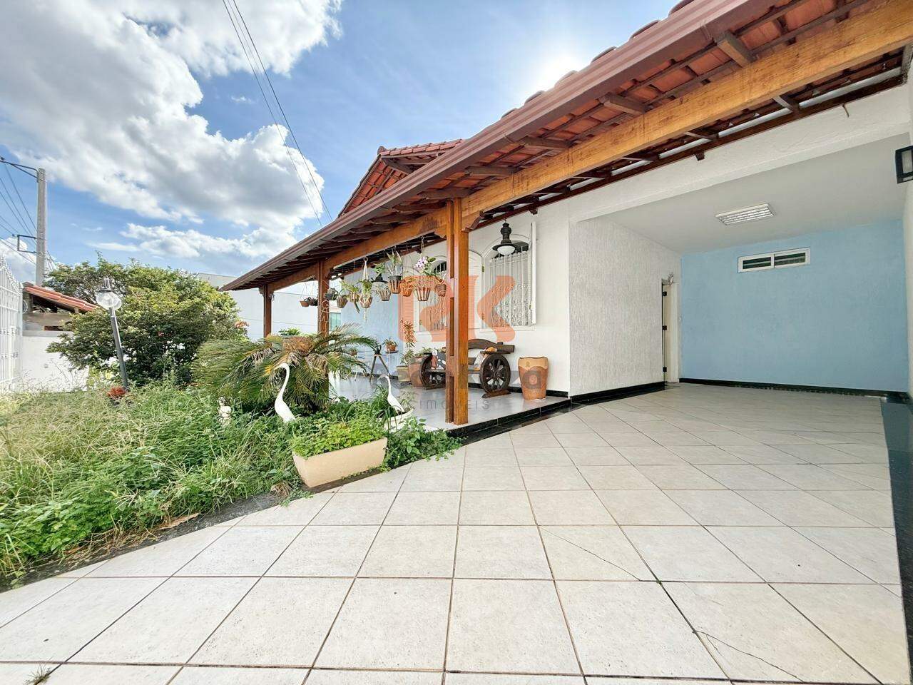 Casa à venda no Planalto: 