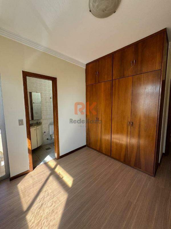 Apartamento à venda no Castelo: 
