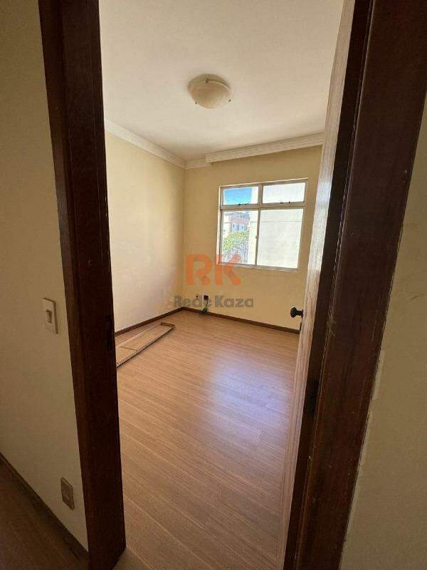 Apartamento à venda no Castelo: 