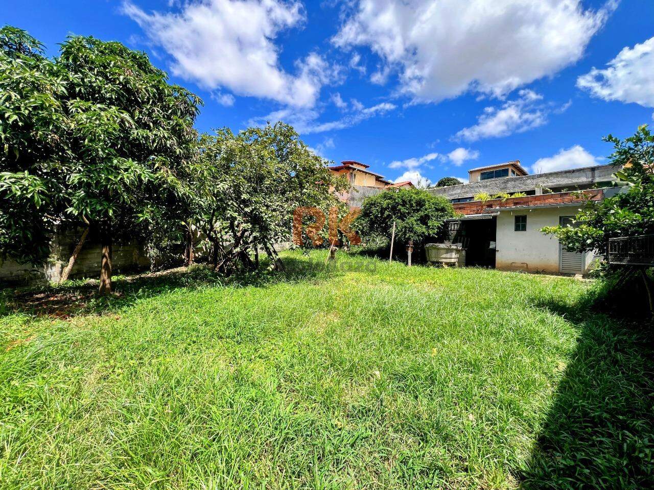 Lote à venda no Braúnas: 