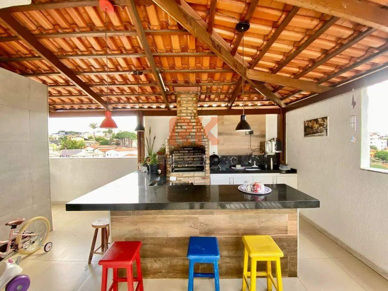Cobertura à venda no Santa Amélia: 