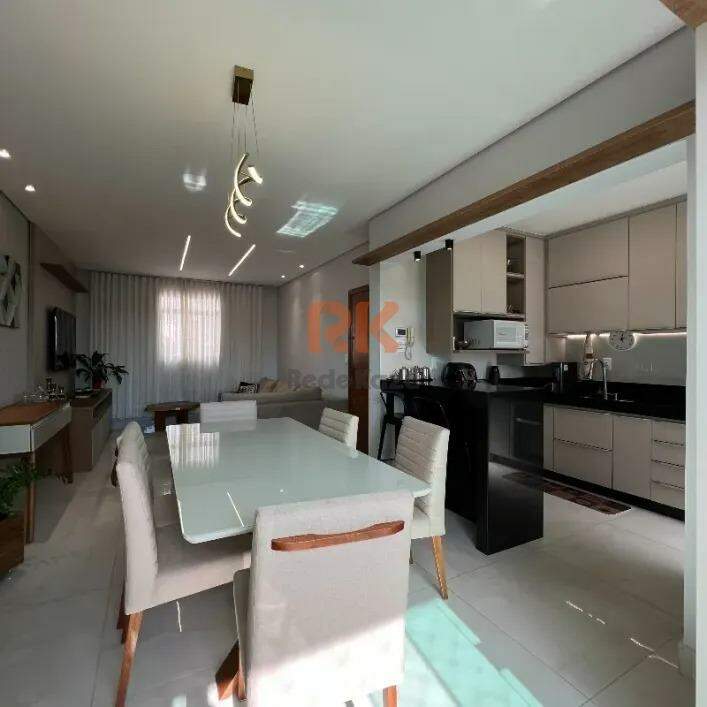 Apartamento à venda no Castelo: 
