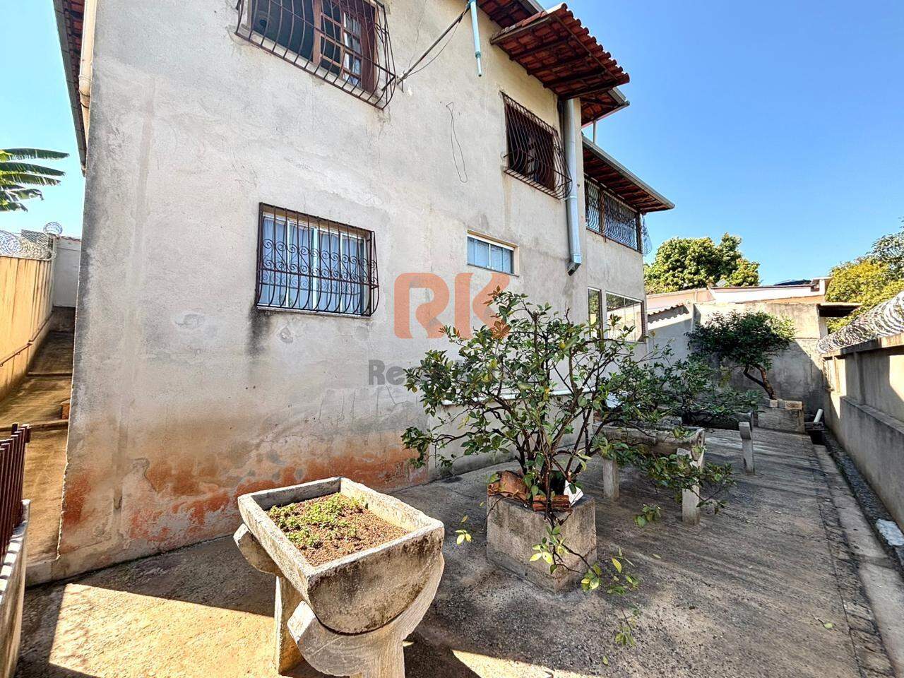 Casa à venda no Santa Mônica: 