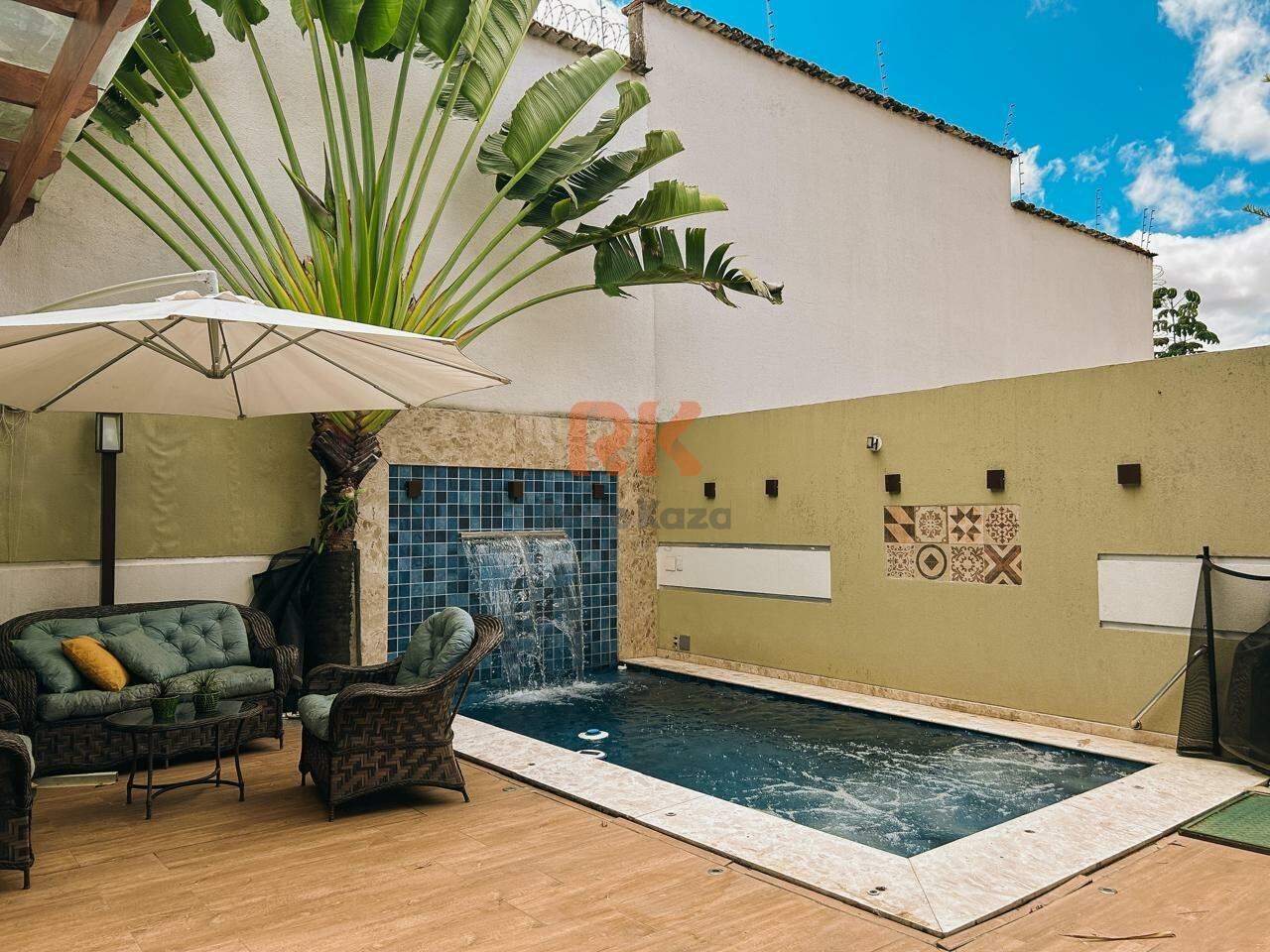 Casa em condomínio à venda no Três Barras: 