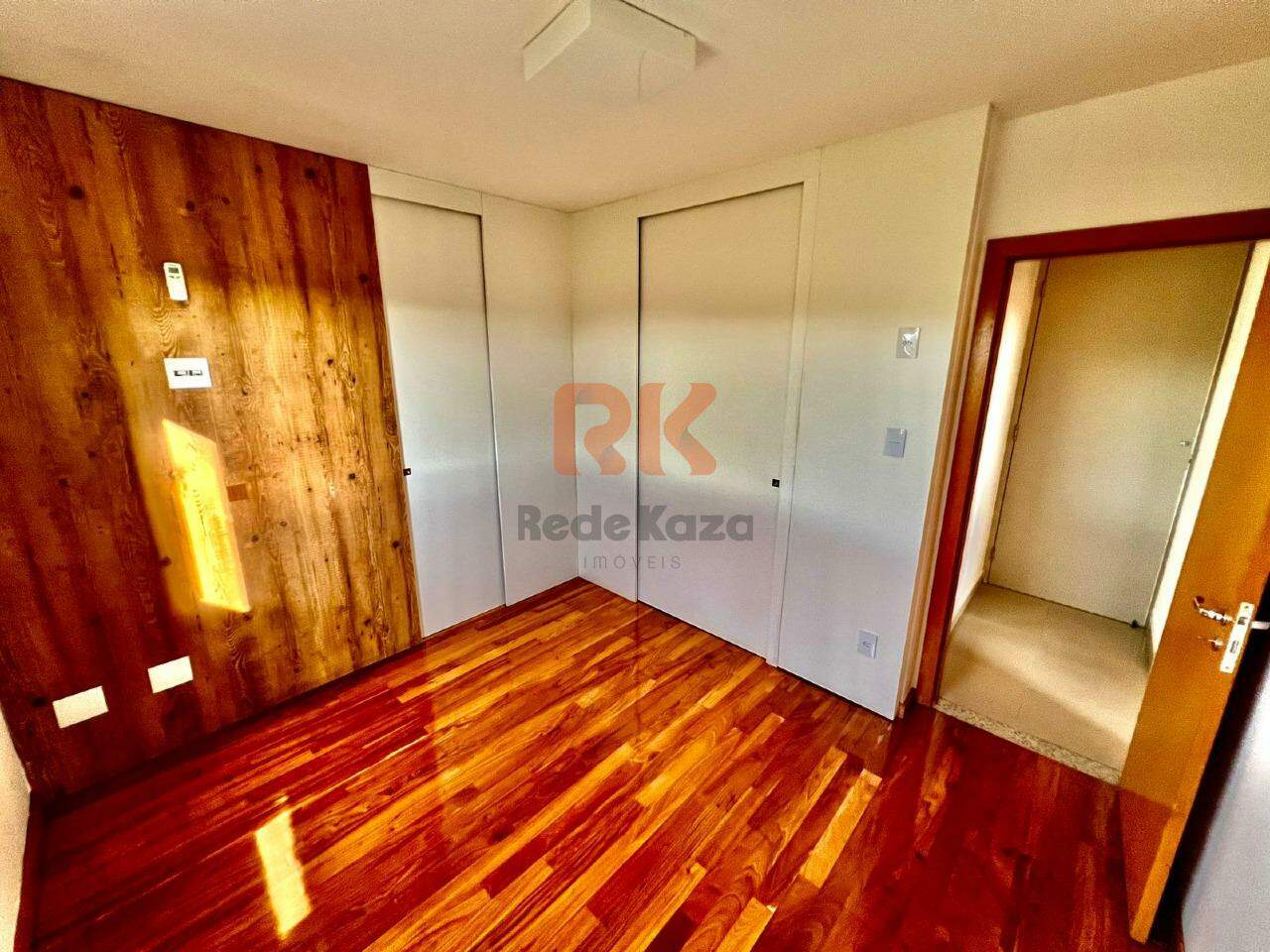 Apartamento para aluguel no Castelo: 