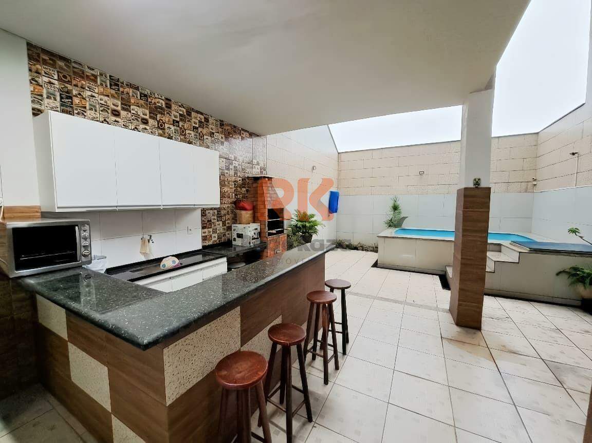 Casa à venda no Santa Mônica: 
