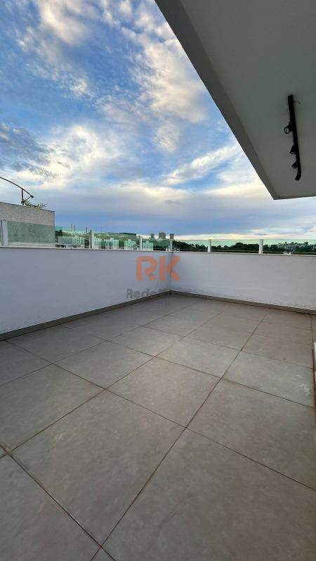 Apartamento à venda no Cabral: 