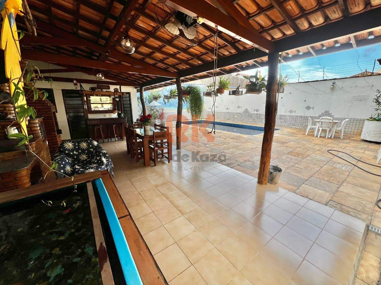 Casa à venda no Planalto: 