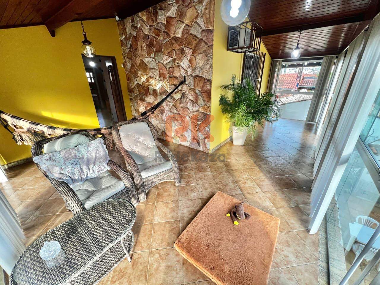 Casa à venda no Planalto: 