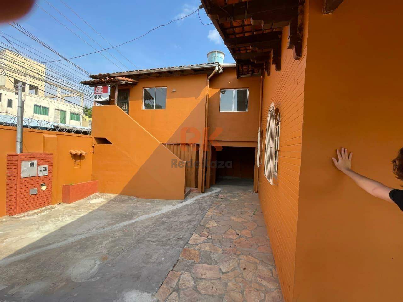 Casa comercial para aluguel no Braúnas: 