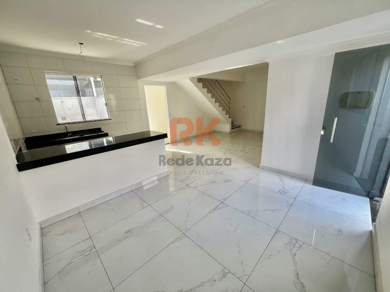 Casa geminada à venda no Piratininga: 