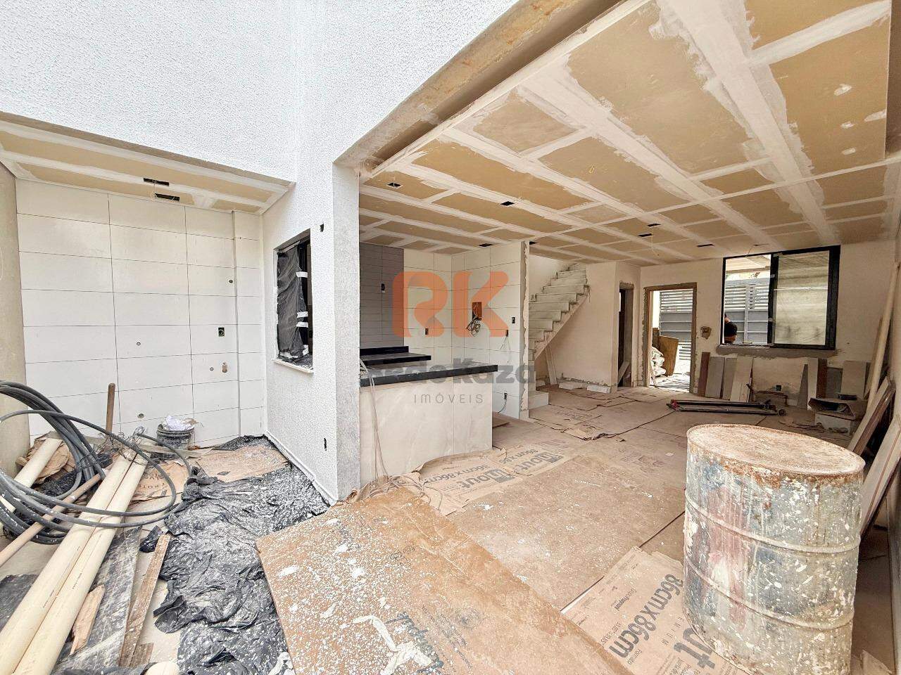Casa à venda no Itapoã: 