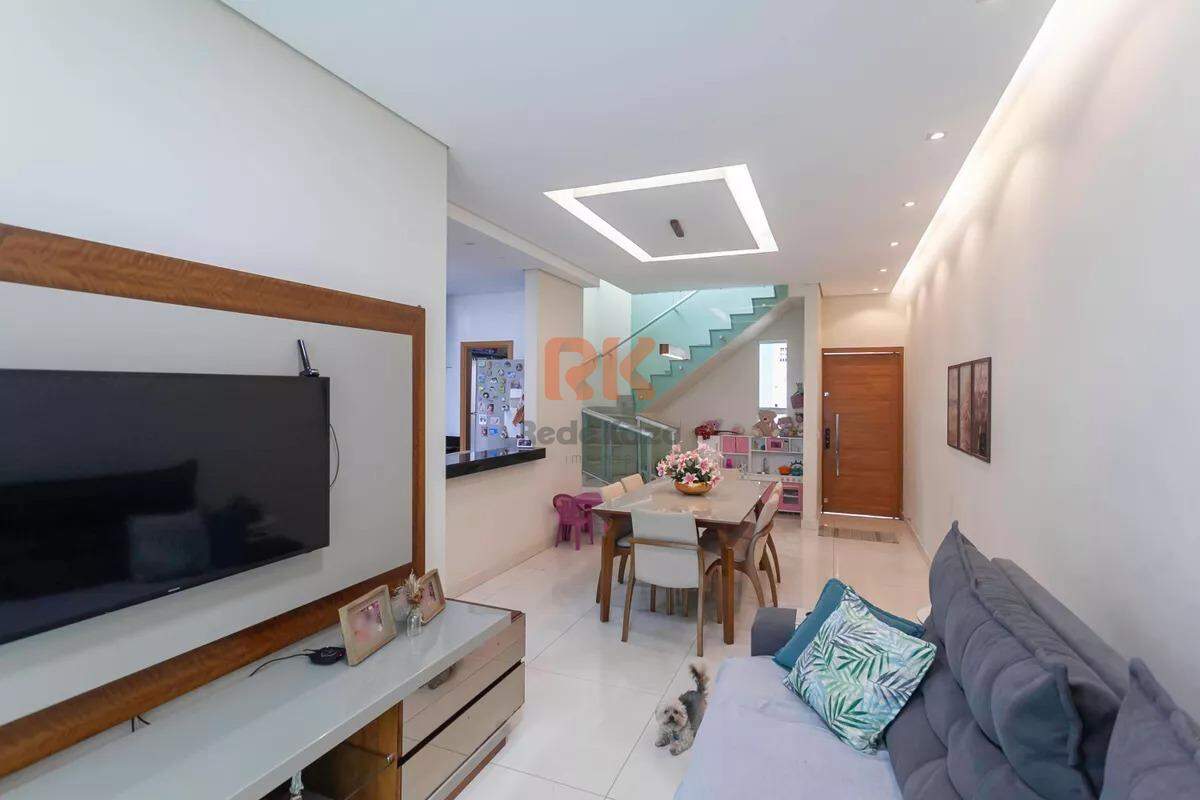 Casa geminada à venda no Parque XangriLá: 