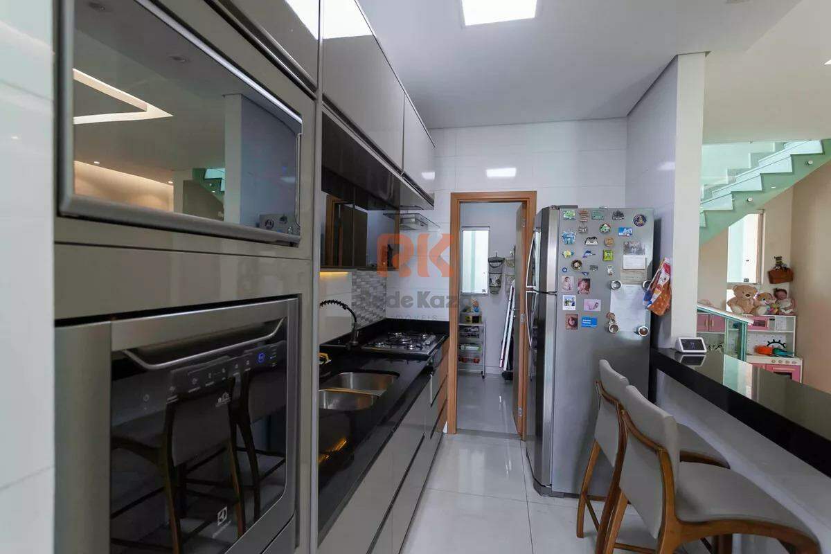 Casa geminada à venda no Parque XangriLá: 