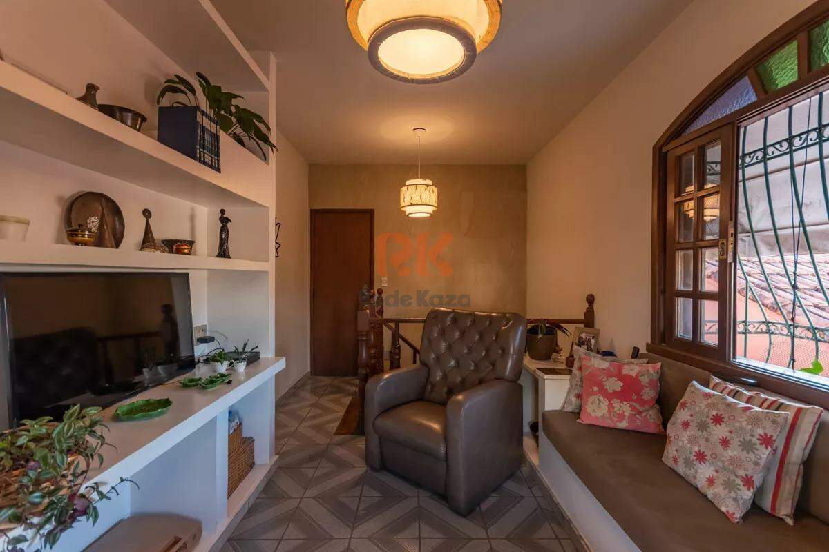 Casa à venda no Alípio de Melo: 