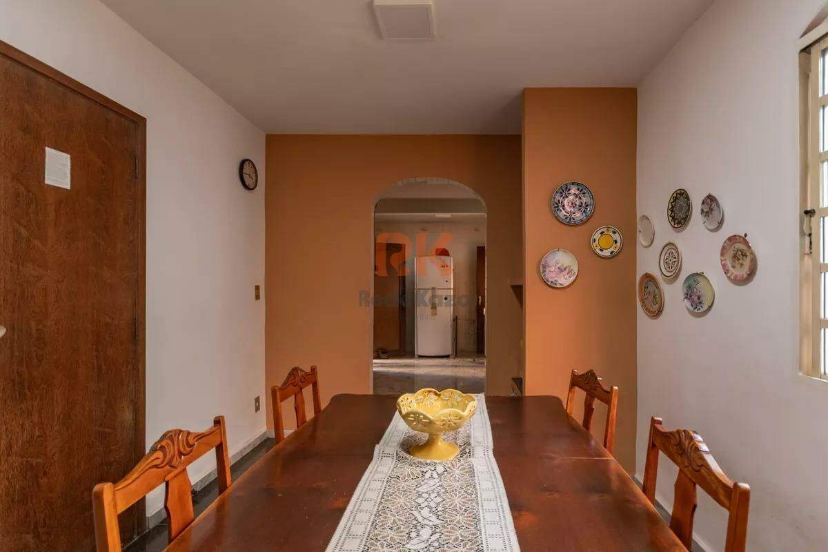 Casa à venda no Alípio de Melo: 