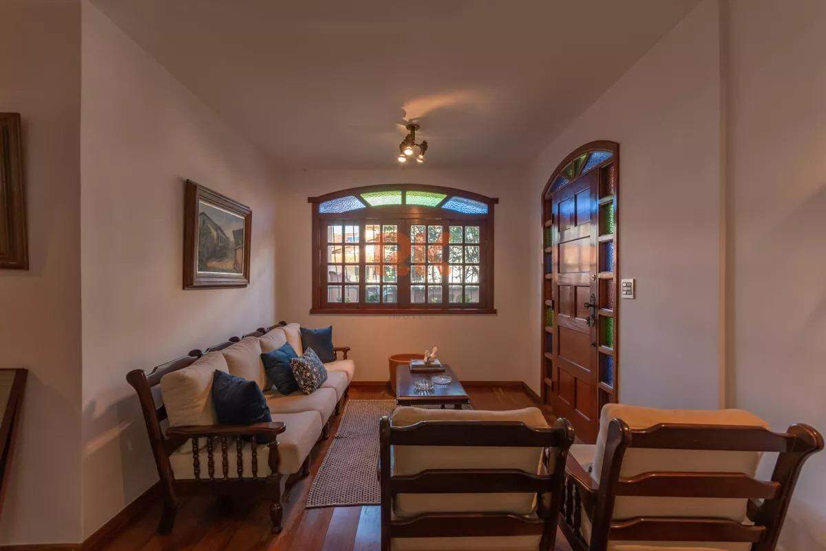Casa à venda no Alípio de Melo: 