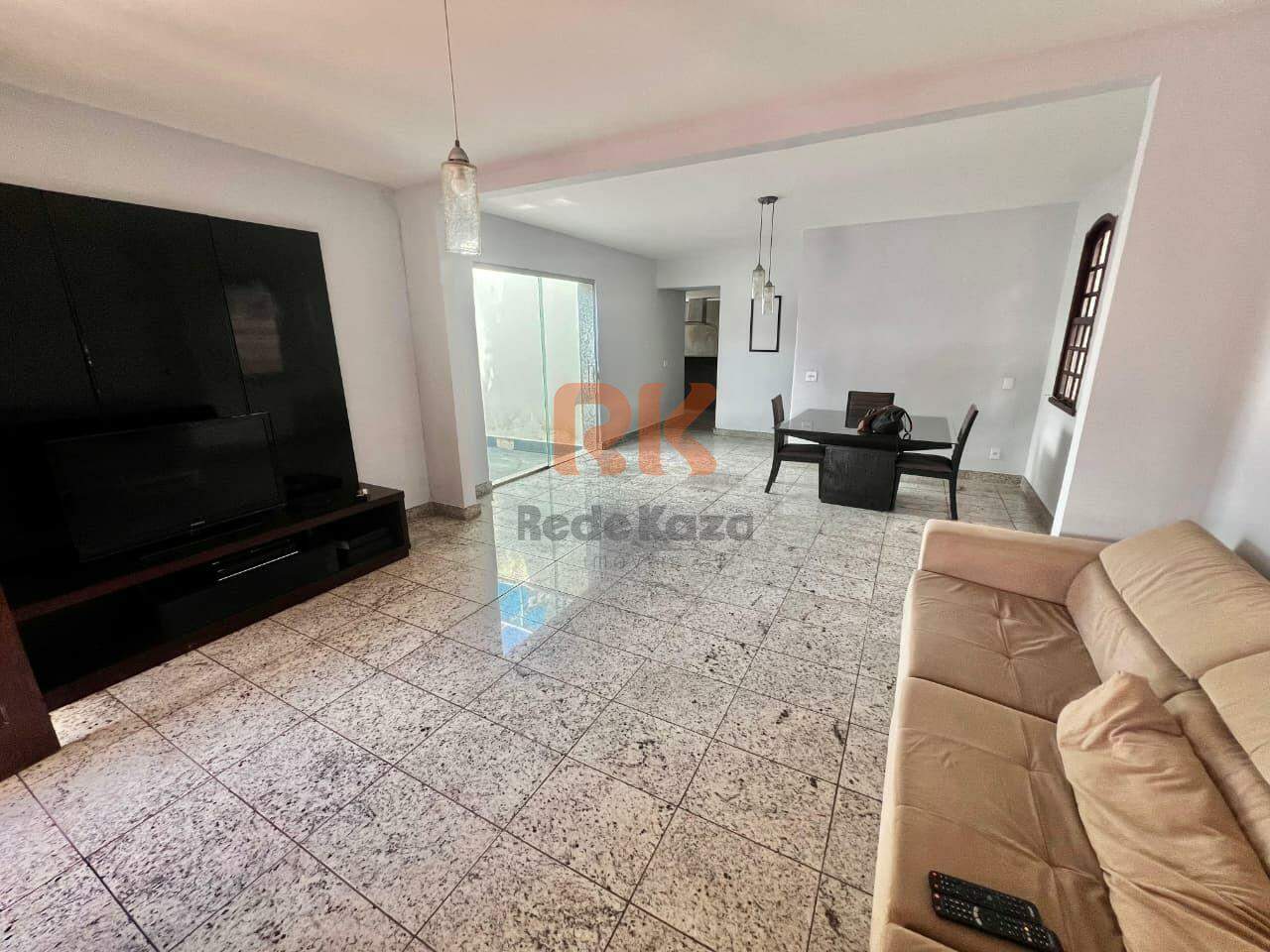 Casa à venda no Santa Amélia: 