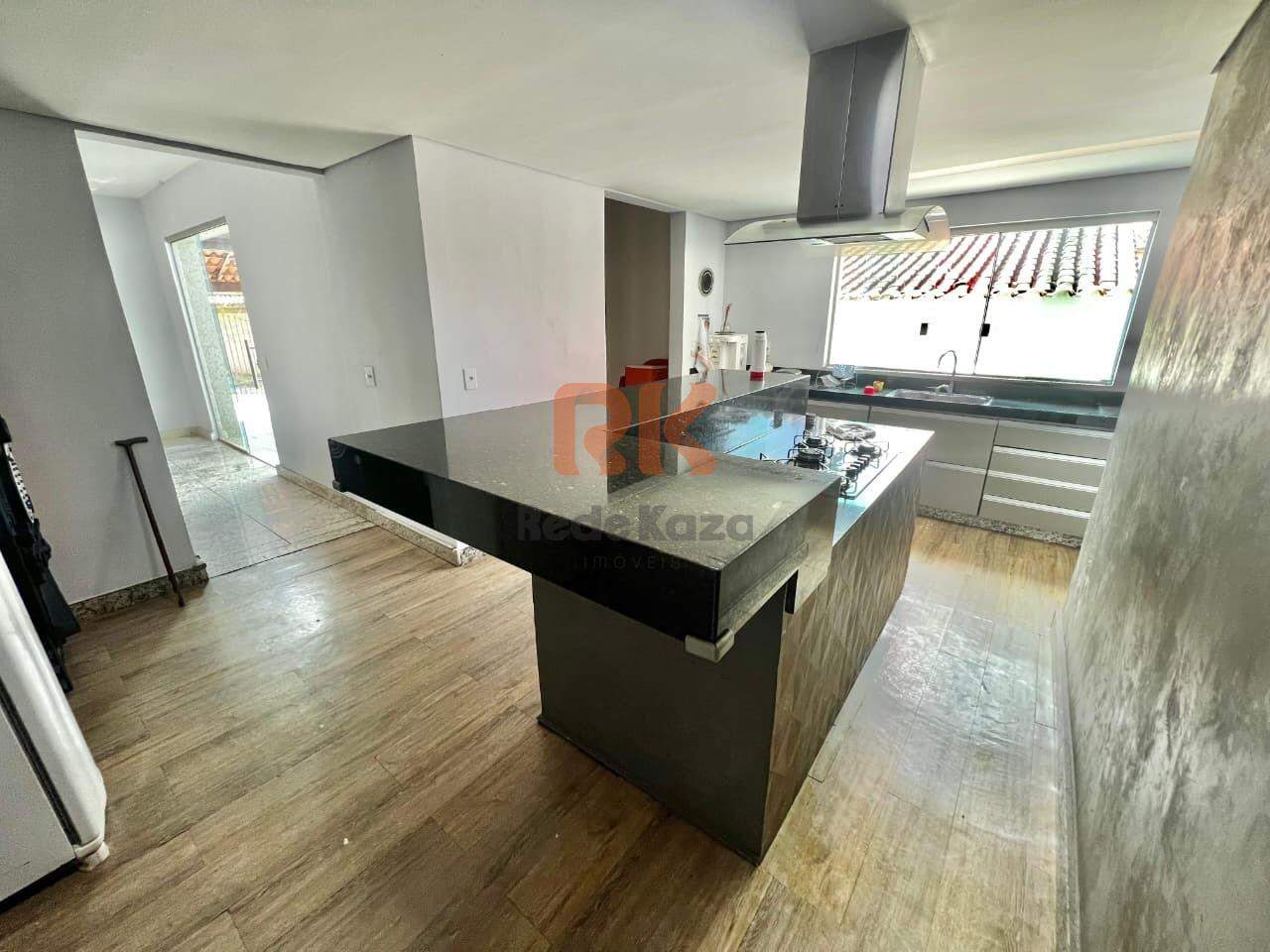 Casa à venda no Santa Amélia: 