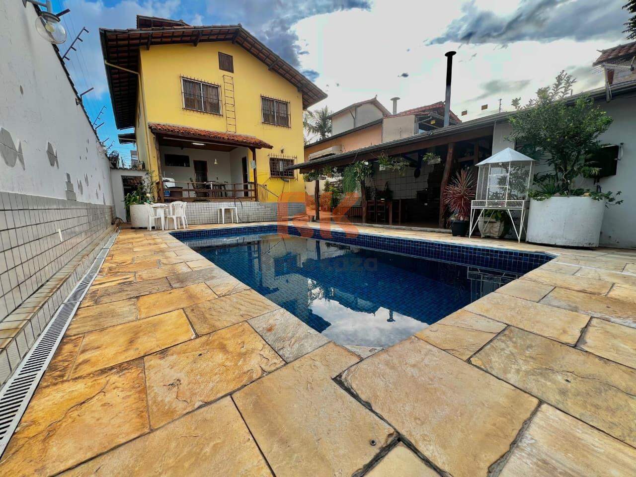 Casa para aluguel no Planalto: 