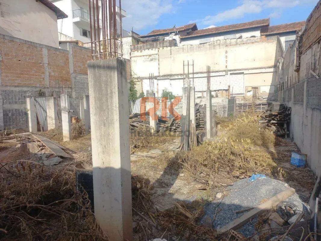Lote à venda no Itapoã: 