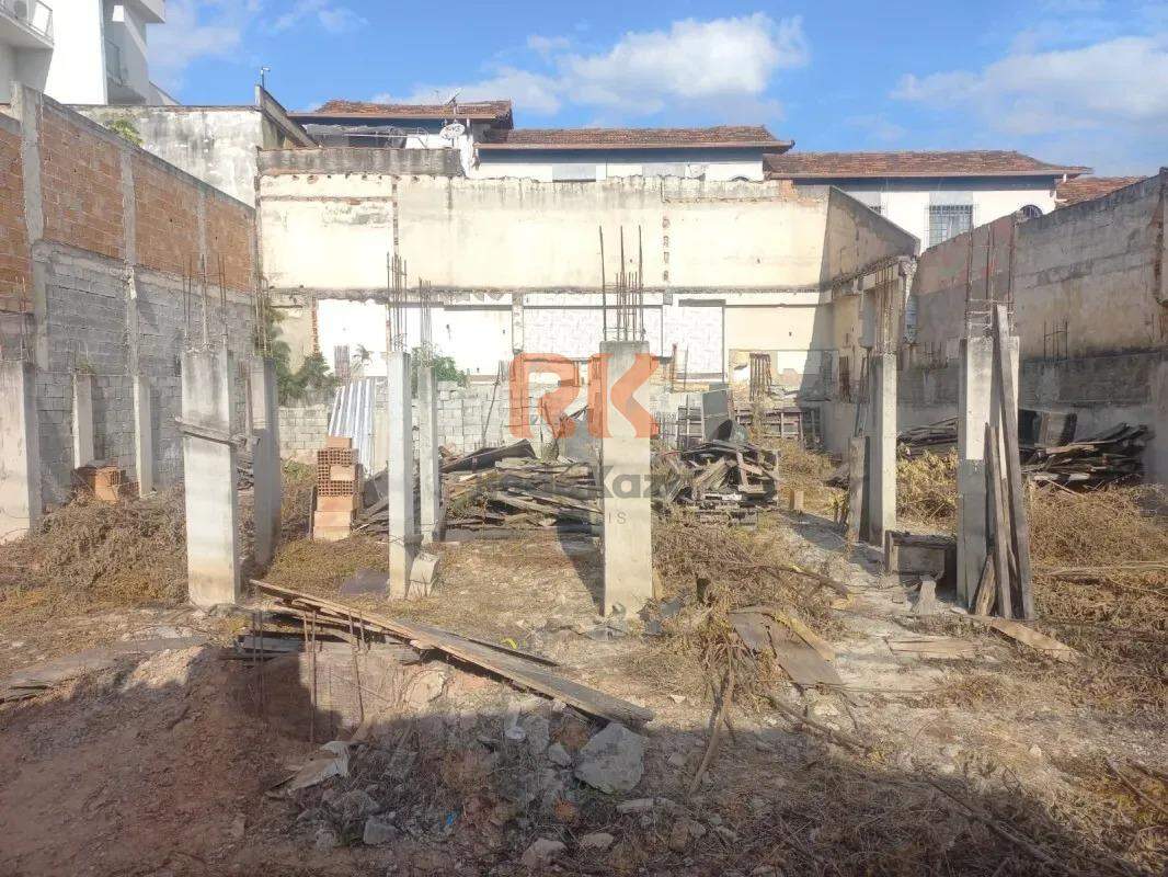 Lote à venda no Itapoã: 