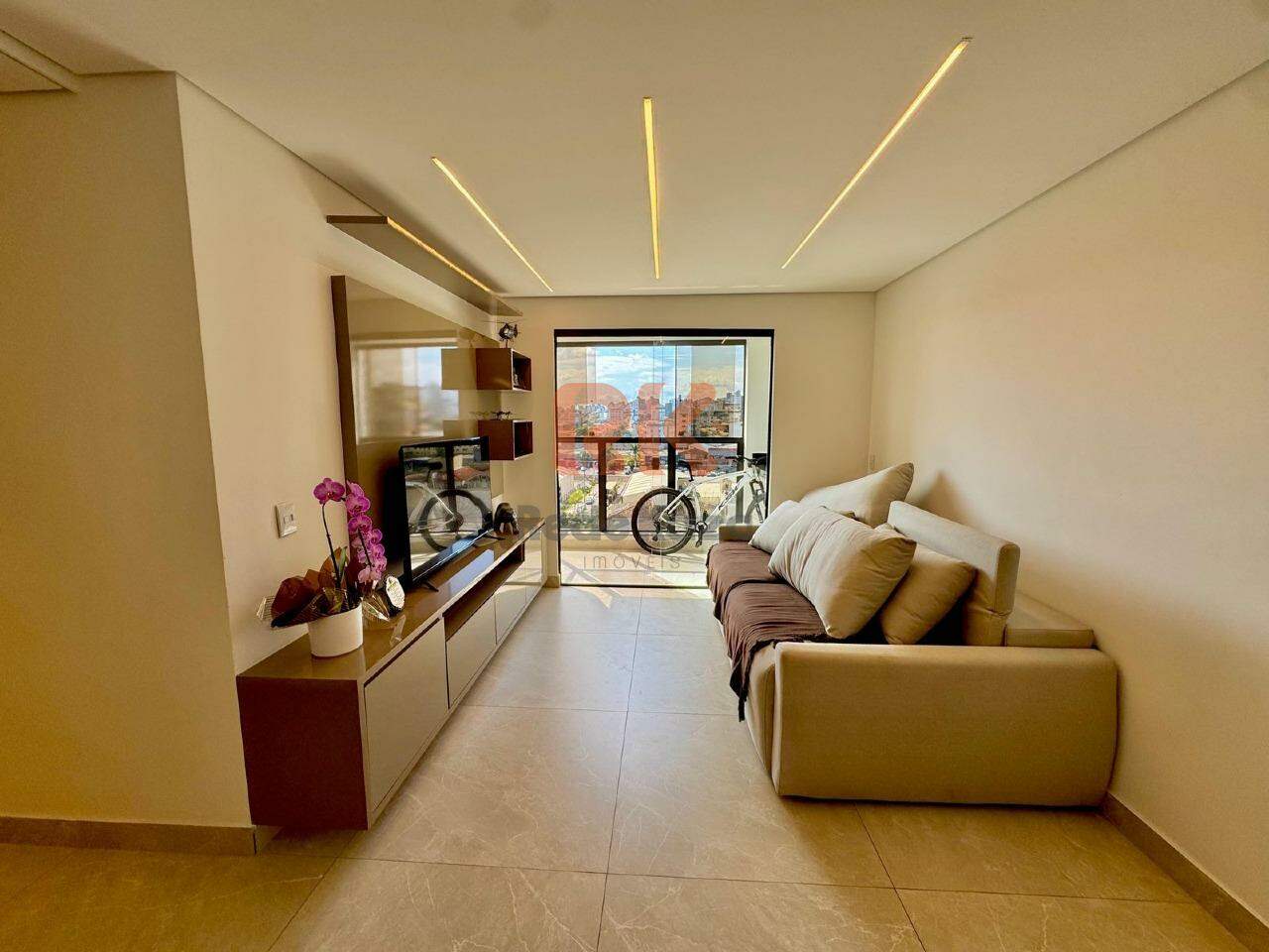 Apartamento à venda no Serrano: 