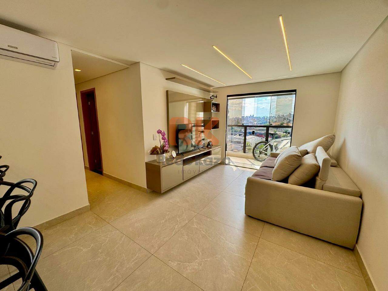 Apartamento à venda no Serrano: 