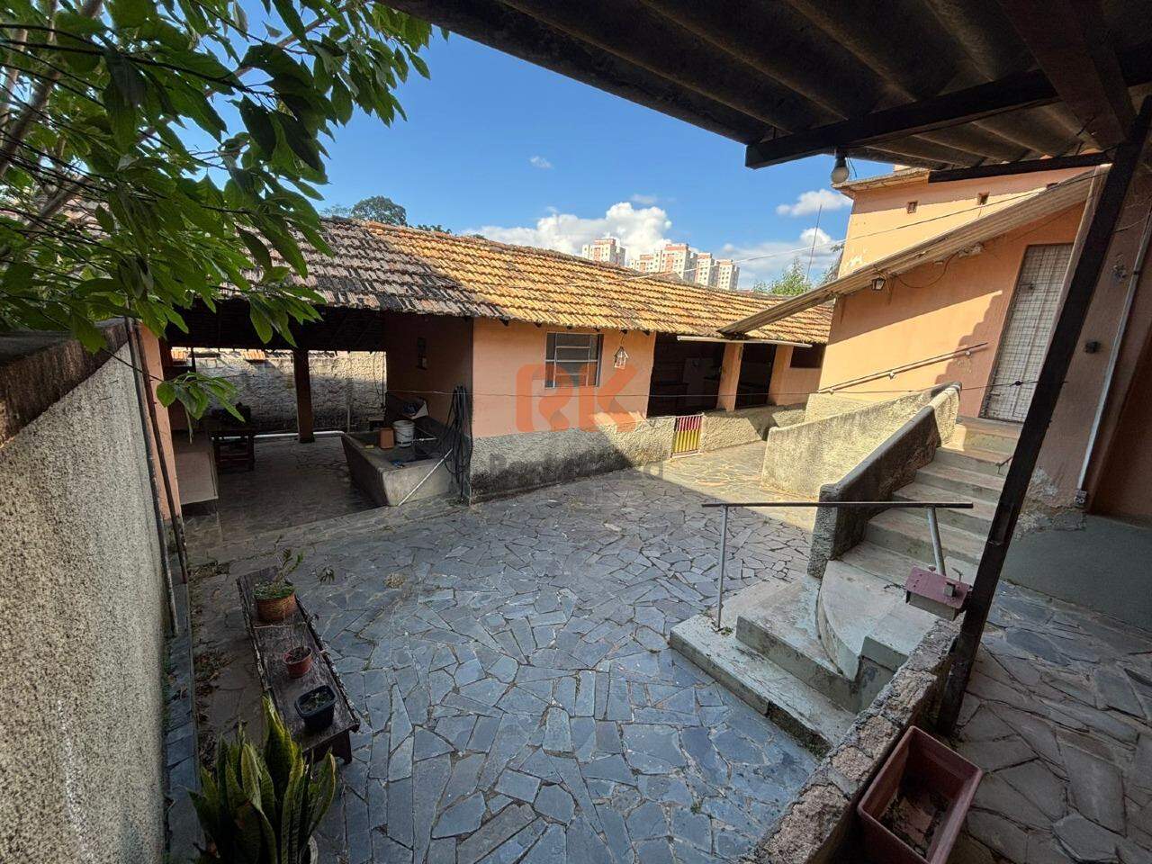 Lote Comercial à venda no Venda Nova: 