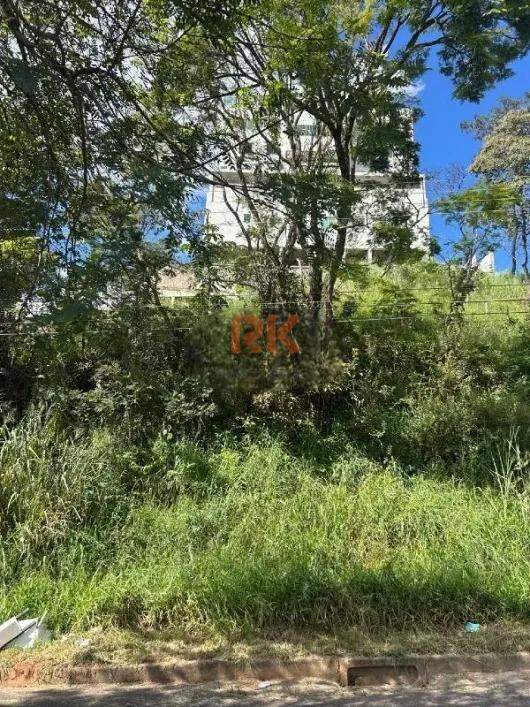 Lote à venda no Manacás: 