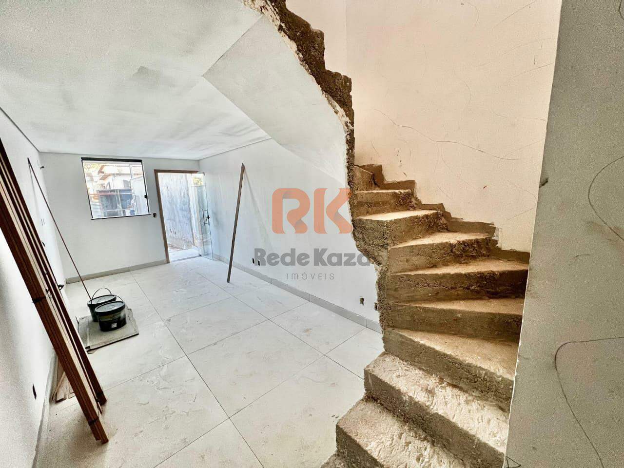Casa geminada à venda no Copacabana: 