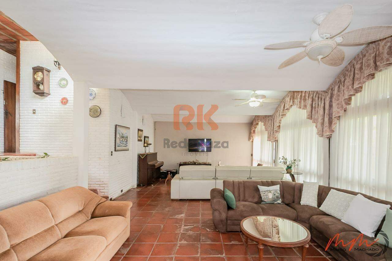 Casa à venda no Bandeirantes: 