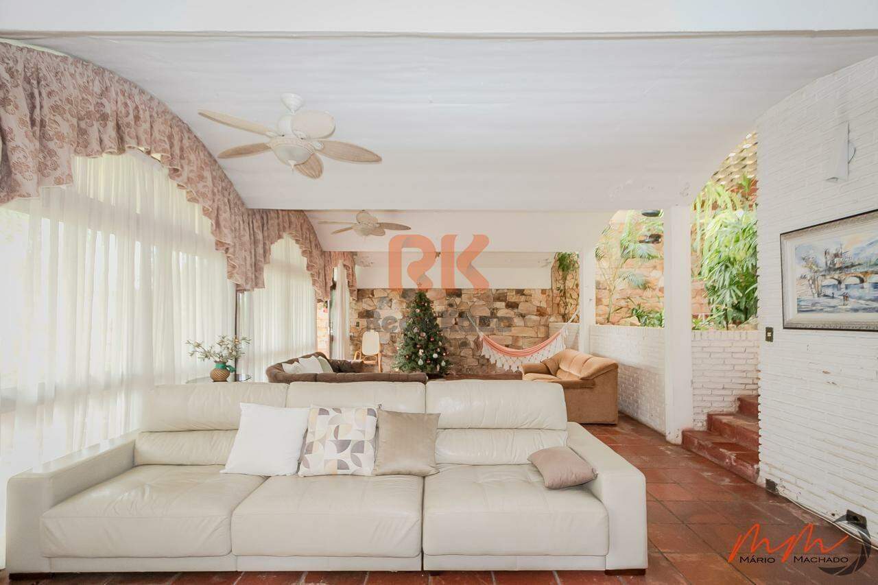 Casa à venda no Bandeirantes: 