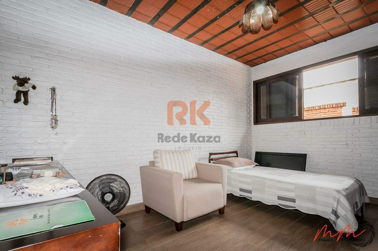 Casa à venda no Bandeirantes: 