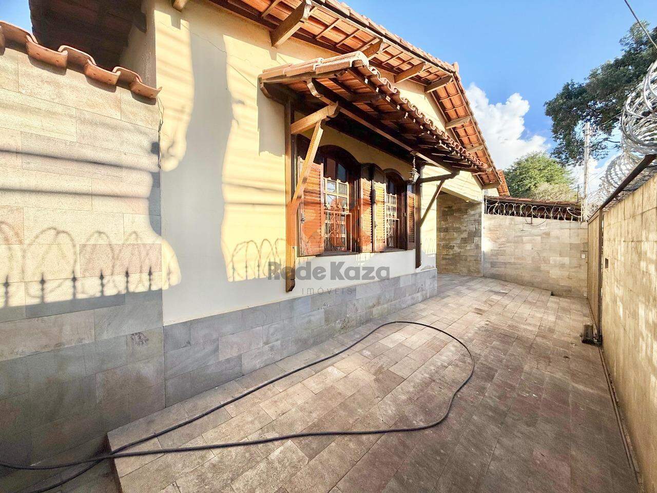 Casa à venda no Santa Branca: 