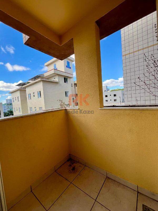 Apartamento para aluguel no Castelo: 